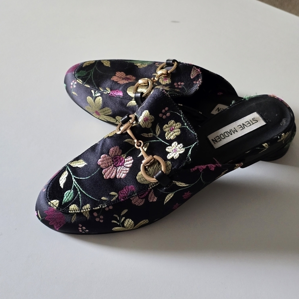 Steve Madden floral embroidered with golden buckle mules size 37 - Picture 5 of 6